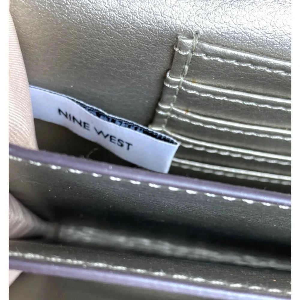 Nine West Crossbody Wallet Clutch Taupe Faux Pebble Leather Organizer‎ Bag